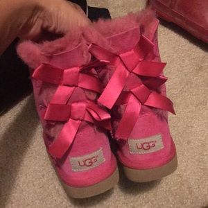 Kids Bailey Bow Uggs.